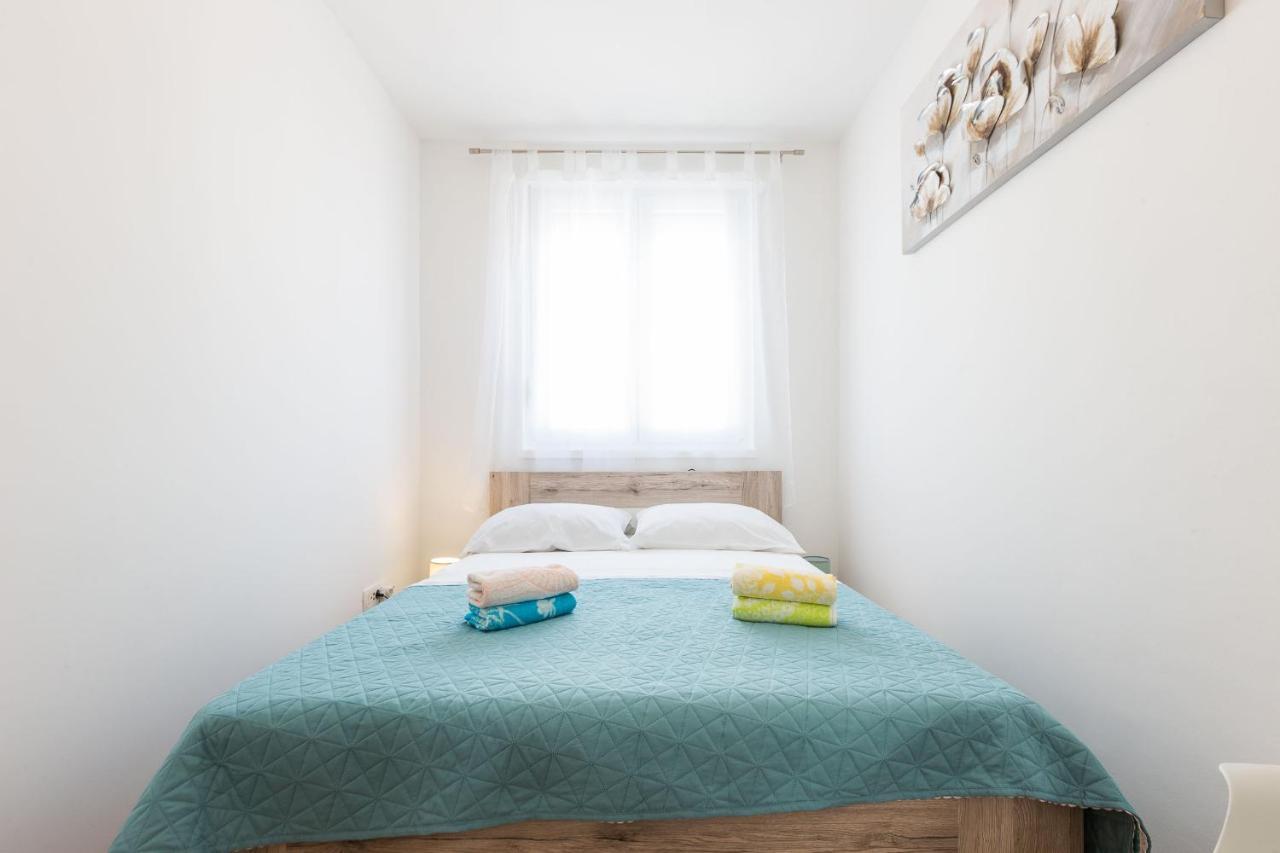 Tanja Modern Apartment With Balcony And Parking Garage Zara Esterno foto